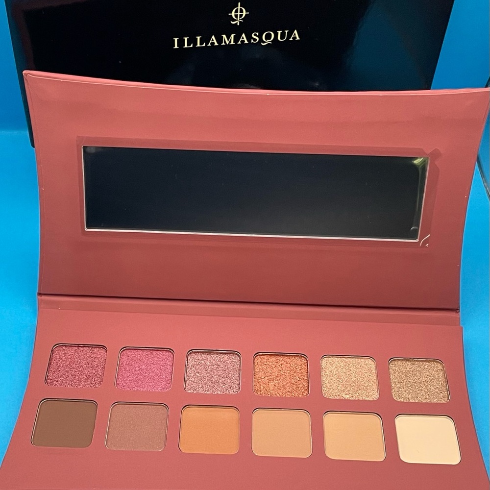 Illamasqua Unveiled Artistry Palette